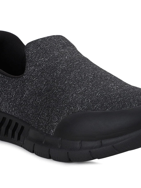 QUBA Black Men's Walking Shoes